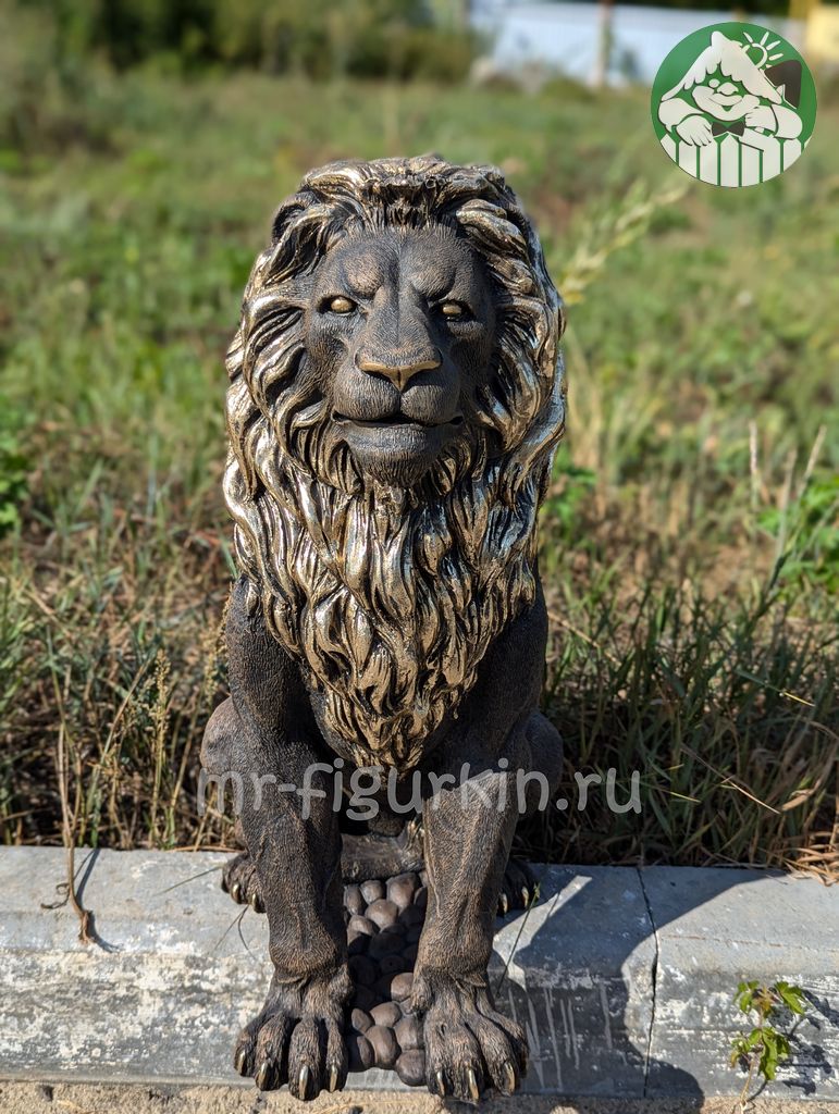 Садовая фигура Лев молодой (бронза/золото) 75х37х43 см